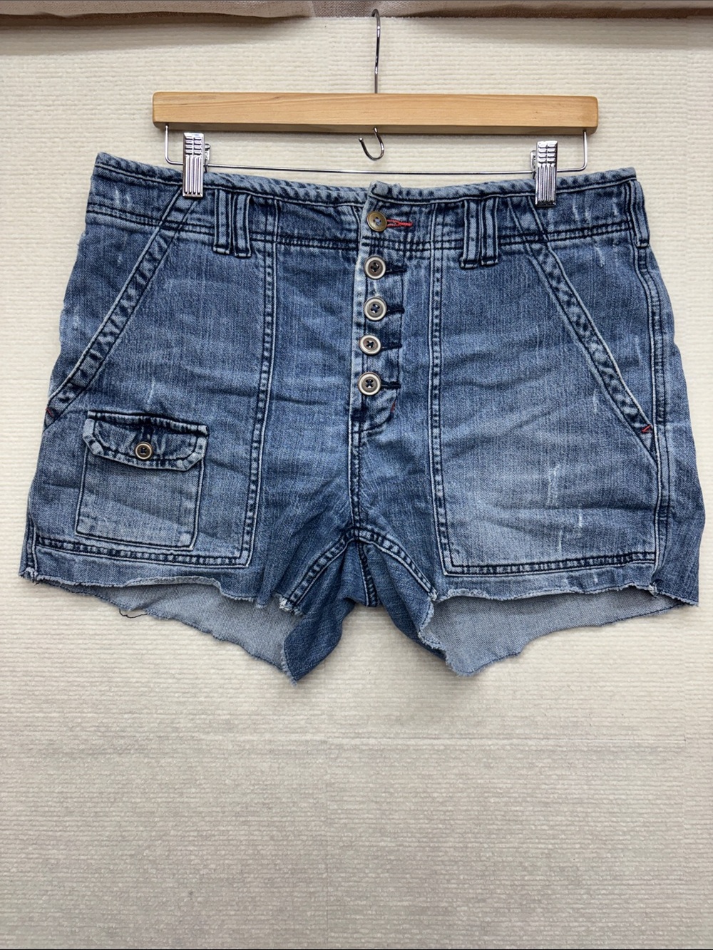 Pilcro 30 Denim Button-Front Women’s Shorts - Blue cut off